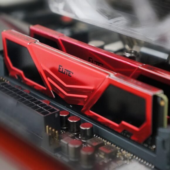 ram 8g ddr4/3200/team elite plus/red - Image 3